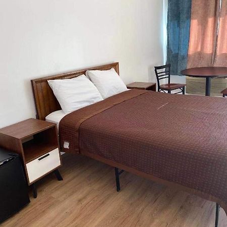 Village Motel Ellenville Extérieur photo