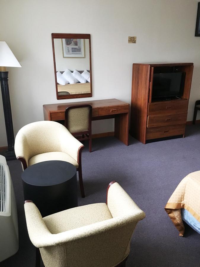 Village Motel Ellenville Extérieur photo