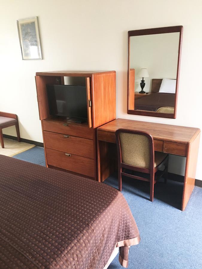 Village Motel Ellenville Extérieur photo
